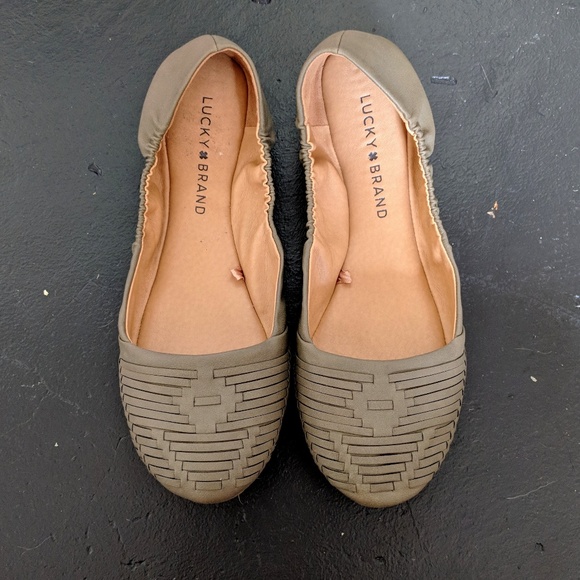 Lucky Brand Shoes - NWOT Lucky Brand Emily Woven Round Toe Flats sz 7